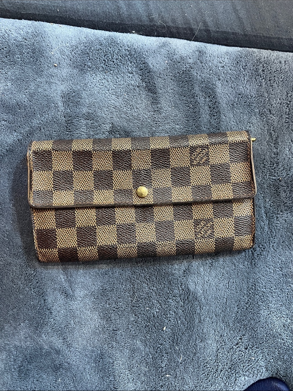 Damier Pattern Brown Women's Long Wallet - Classic Designer Style